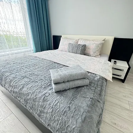 Modern Apartment Near Airport With Parking Chisinau Exterior photo