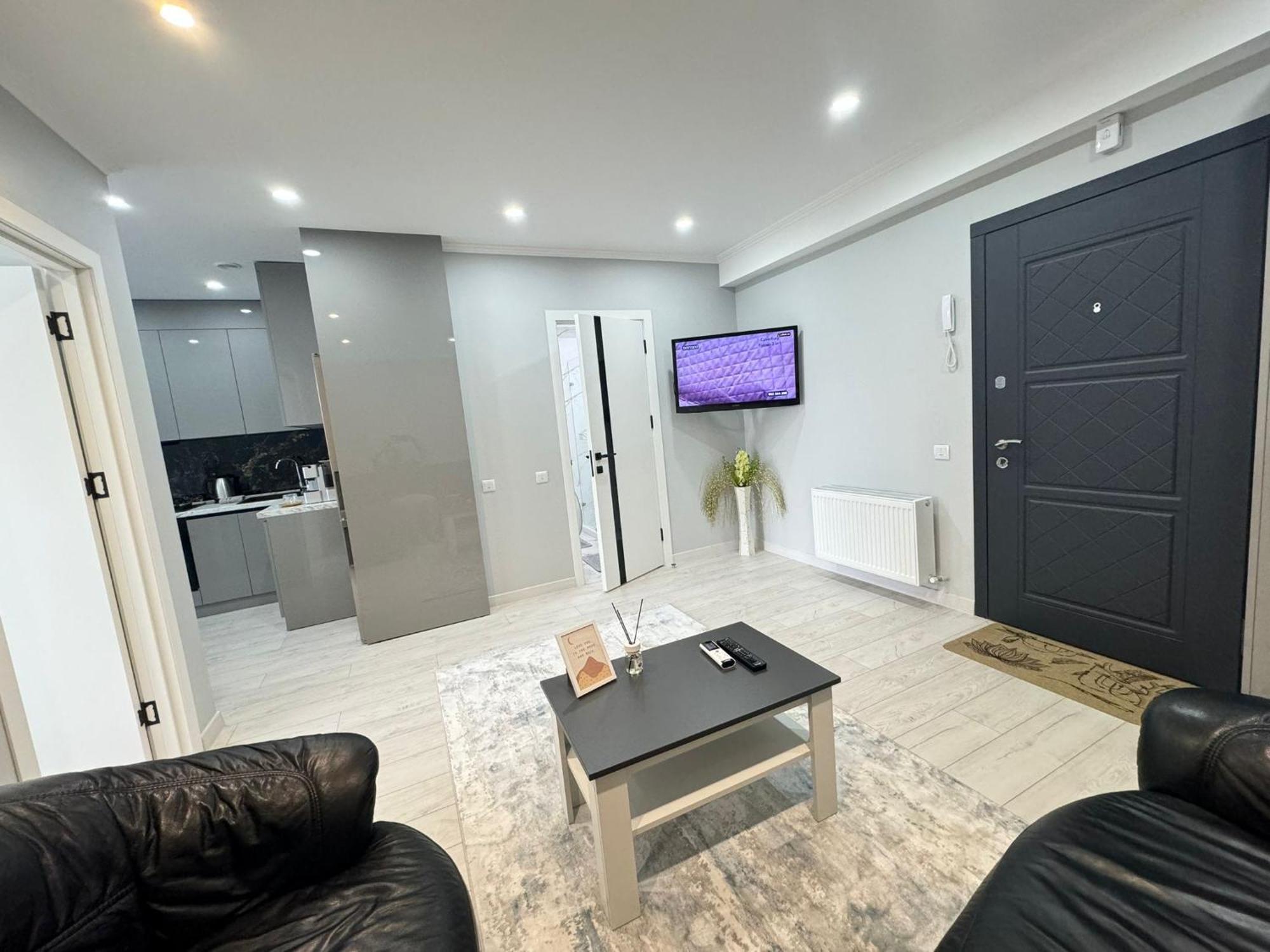 Apartment Modern Near Airport With Parking Chisinau